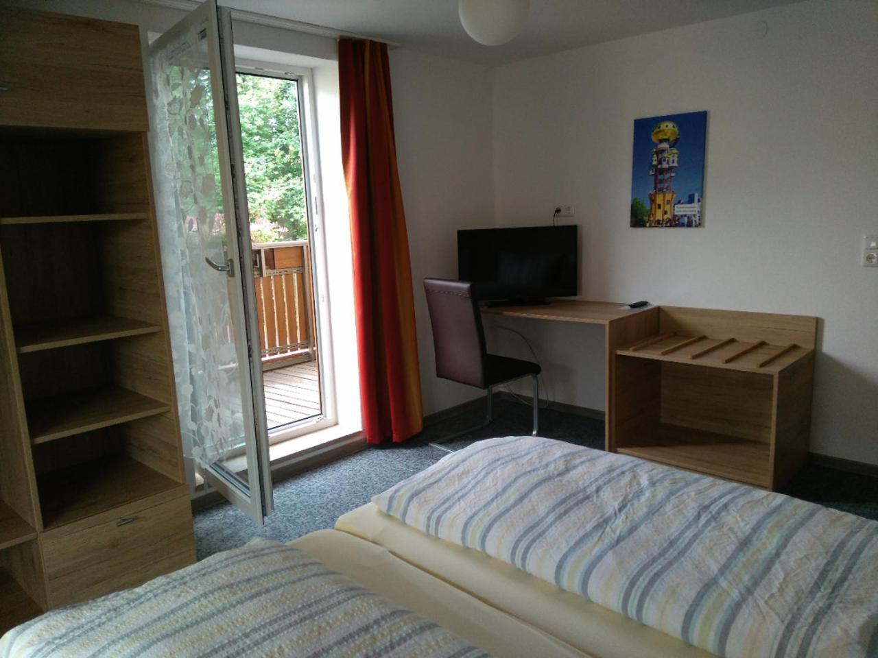 Pension Schneider, Bad Goegging Нойштадт-ан-дер-Донау Экстерьер фото
